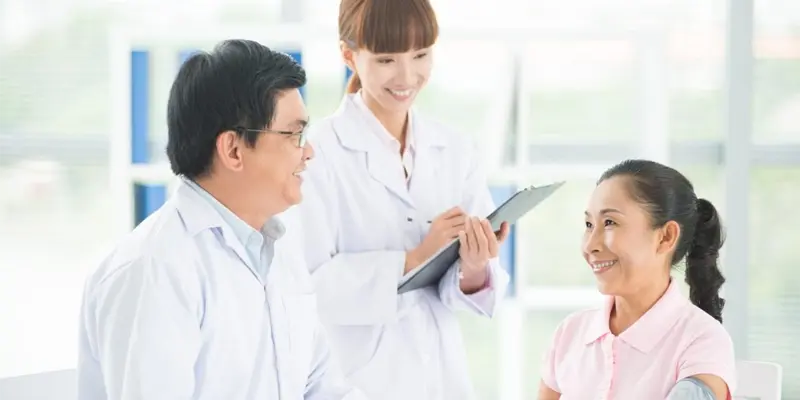 Kiểm tra sức khỏe định kỳ thường xuyên để phát hiện bệnh sớm