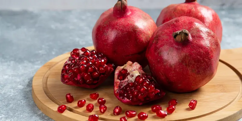 Lựu là loại quả tốt cho người bệnh ung thư não