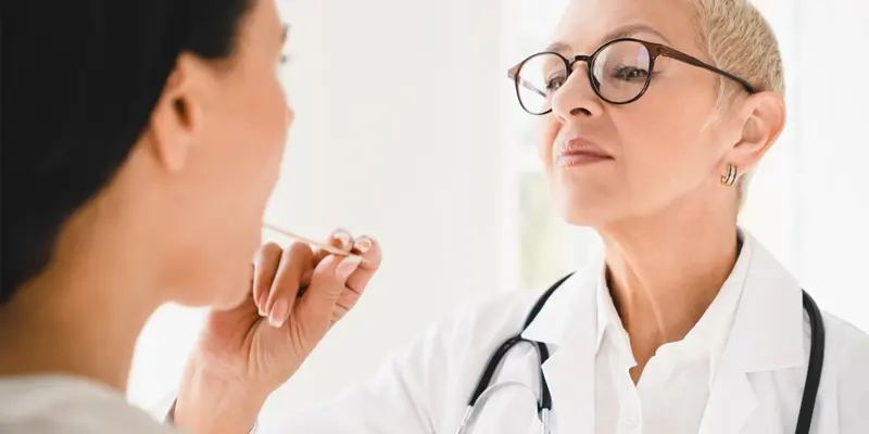 Bác sĩ sẽ căn cứ vào nhiều yếu tố để xây dựng phác đồ điều trị cho bệnh nhân