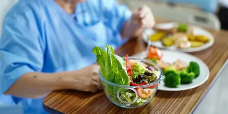 Xây dựng chế độ ăn sau mổ u não đúng cách