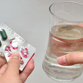 Những tác dụng phụ thường gặp khi uống thuốc cắt sữa