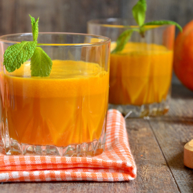 Nước ép bí đỏ có chữa được ung thư vòm họng không? Sự thật cần biết