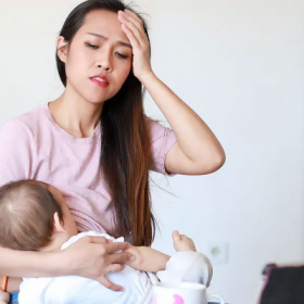 Tâm trạng cả mẹ ảnh hưởng đến sữa như thế nào?