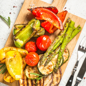 Ung thư thanh quản kiêng ăn gì để không ảnh hưởng quá trình điều trị?